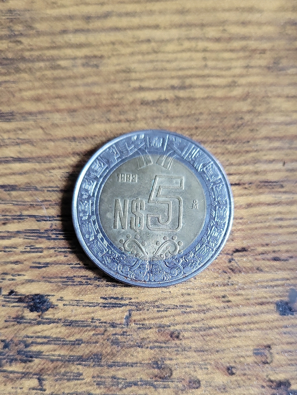 1993 Mexican 5 Nuevos Peso Coin- Silver & Gold Tones